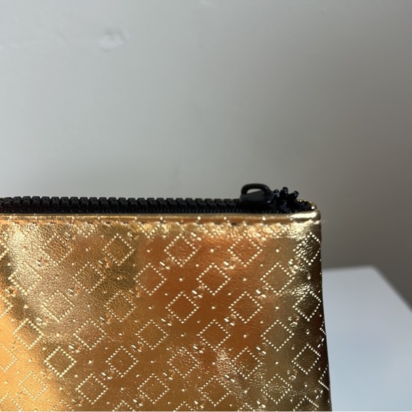YSL Beaute Gold Makeup Bag - Picture 8 of 11